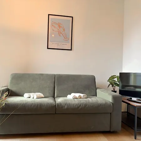 Loft Design Max 4 People Apartment *